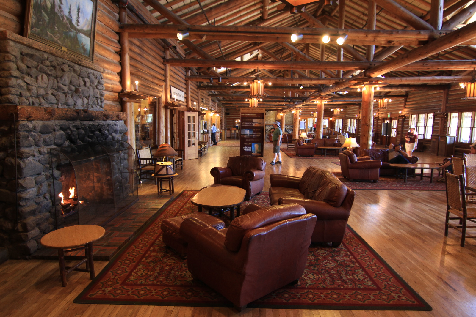 Lake Lodge Cabins     Yellowstone Reservations